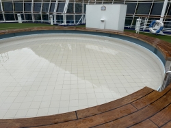 Coral Princess Splash Pool picture