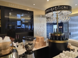 Costa Smeralda Colosseo picture