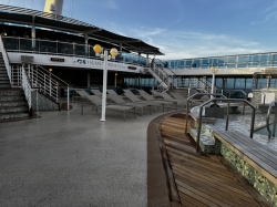 Island Princess Lido Pool picture
