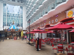 Wonder of the Seas Johnny Rockets picture