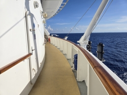 Jewel of the Seas Outside Promenade picture