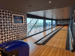 Virtual Games & Bowling picture