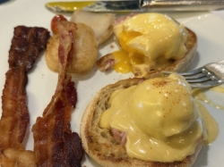 Volendam Rotterdam Dining Room picture