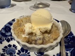 Volendam Rotterdam Dining Room picture