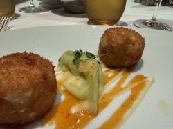 Volendam Pinnacle Grill picture