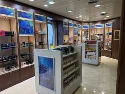 Volendam Shopping Arcade picture