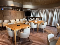 Explorers Lounge picture