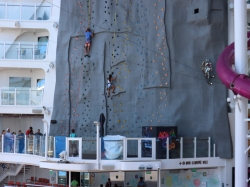 Rock Climbing Wall picture Rock Climbing Wall picture