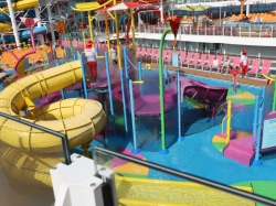 Utopia of the Seas Splashaway Bay picture