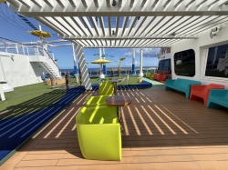 Carnival Vista The Clubhouse picture