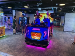 Carnival Vista Warehouse Video Arcade picture