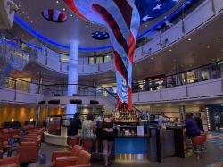 Vista Lobby and Bar picture