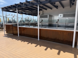 Carnival Vista Serenity Adult-Only Retreat picture