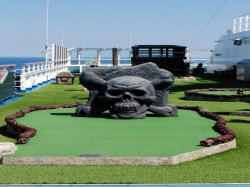 Carnival Splendor Mini Golf picture