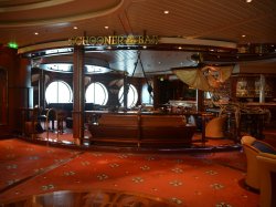 Explorer of the Seas Schooner Bar picture