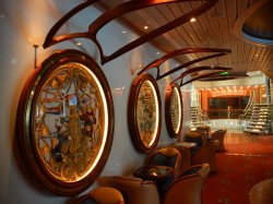 Explorer of the Seas Schooner Bar picture