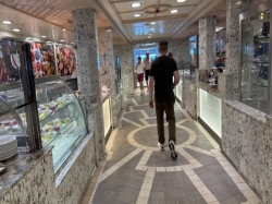 Majestic Princess World Fresh Marketplace picture Uploaded in 2025 Photo courtesy of Scott Weinfeld. Majestic Princess World Fresh Marketplace picture