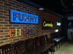 Norwegian Getaway Headliners Comedy Club picture Uploaded in 2025 Photo courtesy of Robby Volik. Norwegian Getaway Headliners Comedy Club picture