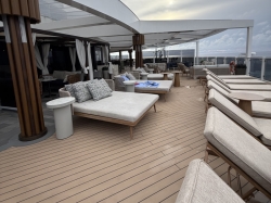 Norwegian Aqua Indulge Outdoor Lounge picture