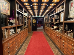 Norwegian Getaway Illusionarium picture Uploaded in 2025 Photo courtesy of Robby Volik. Norwegian Getaway Illusionarium picture