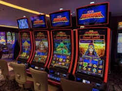 Icon of the Seas Casino Royale picture