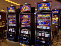 Icon of the Seas Casino Royale picture