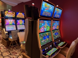 Icon of the Seas Casino Royale picture