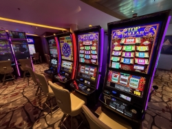 Icon of the Seas Casino Royale picture