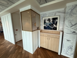 Icon of the Seas Hooked Seafood picture