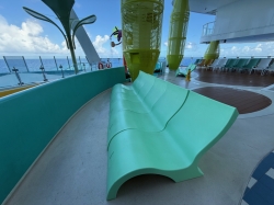 Splash Away Bay picture