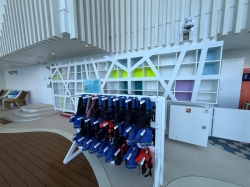 Splash Away Bay picture