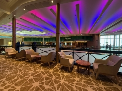 Icon of the Seas Schooner Bar picture