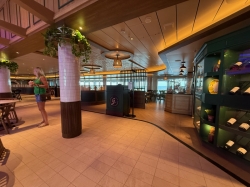 Icon of the Seas Giovannis Wine Bar picture