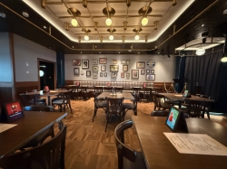 Icon of the Seas Point and Feather picture