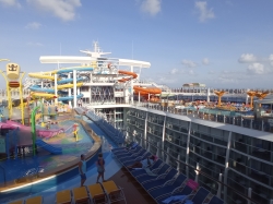 Wonder of the Seas Splashaway Bay picture