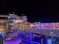 Wonder of the Seas Splashaway Bay picture