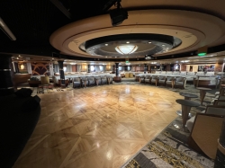 Voyager of the Seas Star Lounge picture