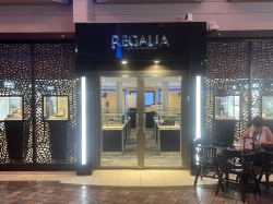 Voyager of the Seas Royal Promenade picture