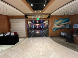 Voyager of the Seas Casino Royale picture