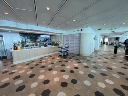 Voyager of the Seas Windjammer Cafe picture