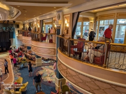 Queen Elizabeth Queens Room picture