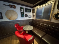 Star Princess O Malley’s Irish Pub picture