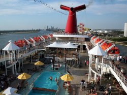 Carnival Inspiration Resort-Style Pool picture