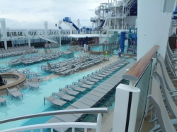 Norwegian Encore Pool picture