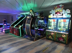 Norwegian Encore Local Bar & Grill picture