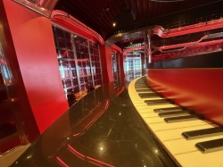 The Cinn-a-bar Piano Bar picture