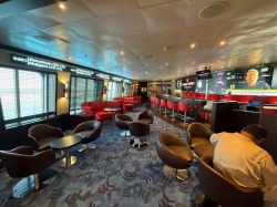 Heros Tribute Lounge picture