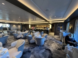 Meridan Lounge picture