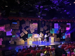 Red Room picture Red Room picture