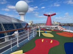 Mini Golf picture Mini Golf picture